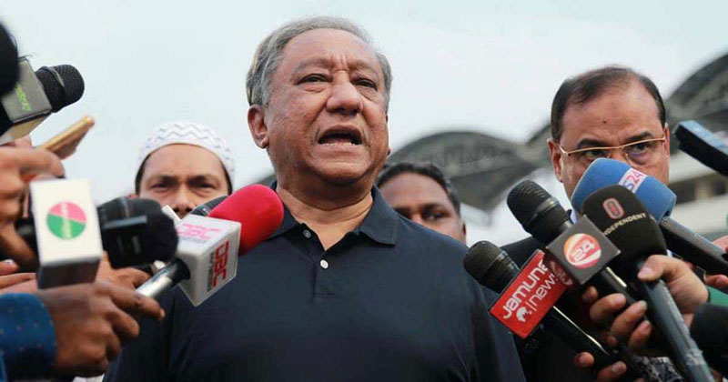 সাকিব নামার পর থেকে মানুষ পাগল হয়ে গেছে : পাপন