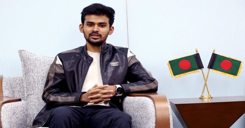 স্থানীয় সরকার, পল্লী উন্নয়ন (এলজিআরডি) ও সমবায় মন্ত্রণালয়ের উপদেষ্টা আসিফ মাহমুদ সজীব ভূঁইয়া। ছবি : বাসস