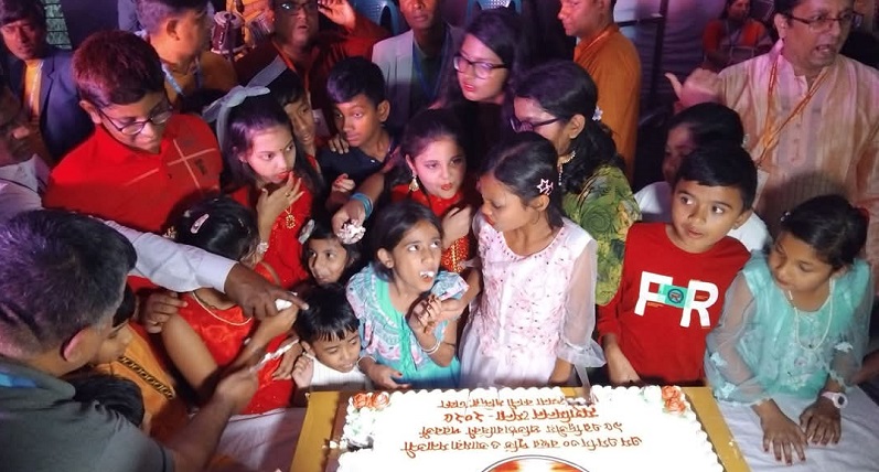 ‘আমরা সনাতনী ৯৫’র প্রতিষ্ঠাবার্ষিকীতে বন্ধুদের মহা মিলনমেলা