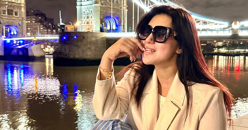 Juda chiroyli yosh qoramagiz bilan porno