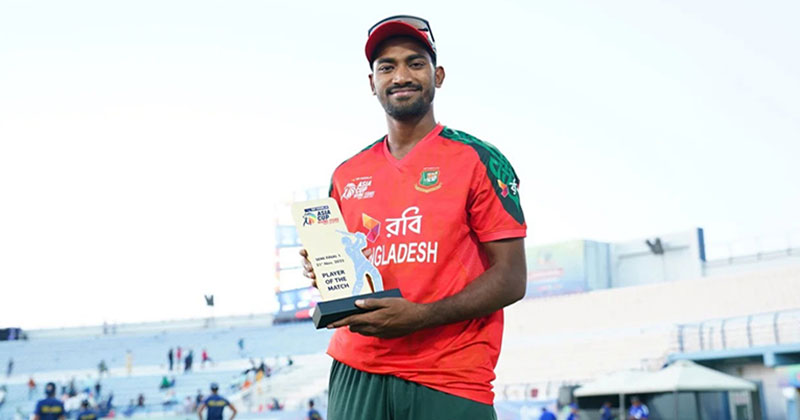 রাইজিং স্টার্স টুর্নামেন্টের পর বিপিএলেও ম্যাচসেরা রিপন মন্ডল। ছবি: ফেসবুক