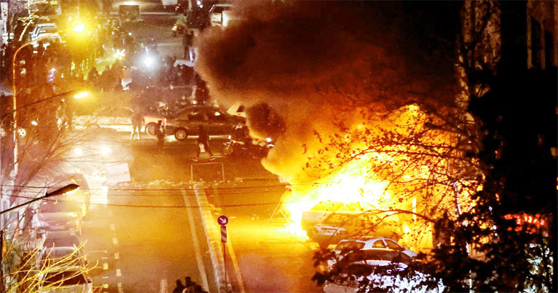 বিক্ষোভ-সহিংসতায় ইরানে নিহত প্রায় ২০০০