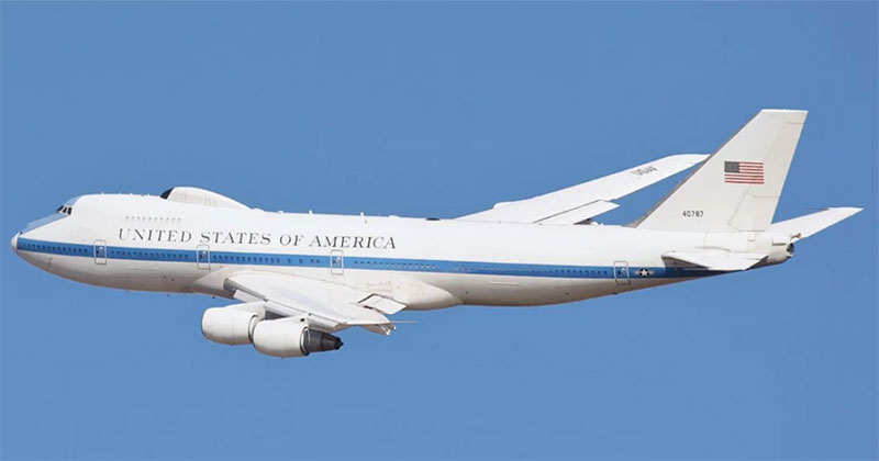  আমেরিকার বিশেষায়িত ‘ডুমসডে প্লেন’।