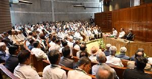 সংসদ ভবনে সরকার দলীয় এমপিদের সঙ্গে প্রধানমন্ত্রী তারেক রহমানের বৈঠক