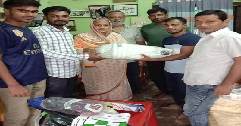 সৈয়দপুরে প্রধানমন্ত্রীর দেয়া ক্রীড়া সামগ্রী বিতরণ 