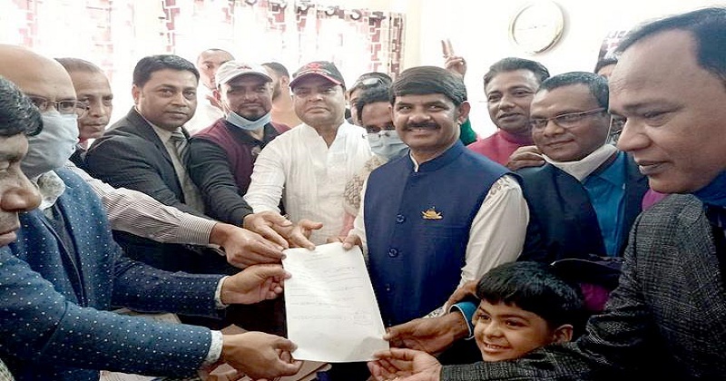 সুনামগঞ্জে মেয়র পদে ৩ প্রার্থীর মনোনয়নপত্র জমা