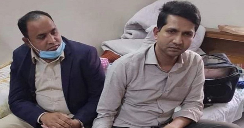 ঘুষের টাকাসহ হাতেনাতে গ্রেপ্তার ২ অডিট কর্মকর্তা
