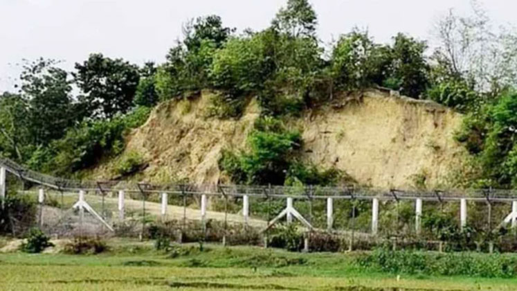 নাইক্ষ্যংছড়ির রোহিঙ্গা ক্যাম্পে গোলাগুলি, নিহত ১