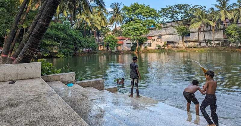 ঢাকা কলেজের পুকুরে ডুবে শিক্ষার্থীর মৃত্যু