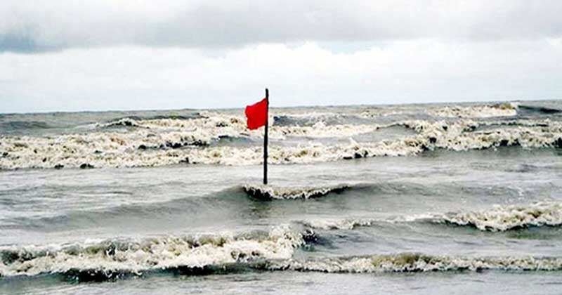 ৮ বিভাগেই বৃষ্টির সম্ভাবনা, বন্দরে ৩ নম্বর সংকেত