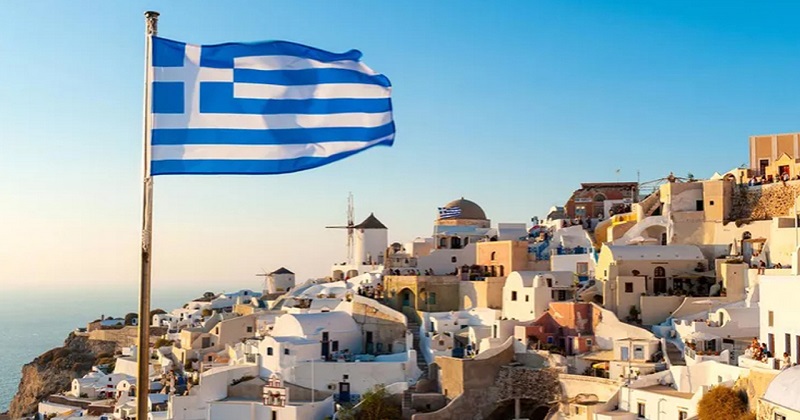 গ্রিসে ৩০ হাজার অভিবাসীর বৈধতার সুযোগ