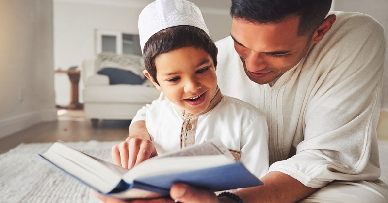 অজু ছাড়া শিশুদের কোরআন স্পর্শ করতে দেওয়া উচিত কী?