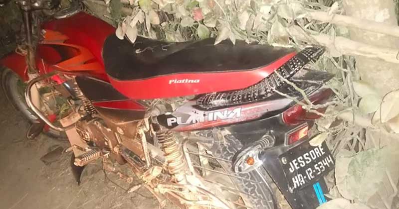 যশোরে ট্রাক ও মোটরসাইকেলের সংঘর্ষে নিহত ২