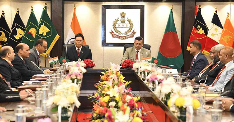 নয়াদিল্লিতে বিজিবি-বিএসএফ মহাপরিচালক পর্যায়ের সীমান্ত সম্মেলন অনুষ্ঠিত হয়েছে।