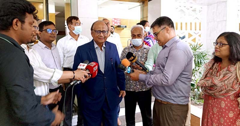 টিউলিপ ও তাঁর আইনজীবী দেশকে ছোট করছেন: দুদক চেয়ারম্যান