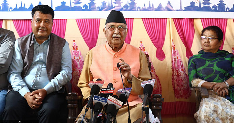 প্রকাশ্যে নেপালের ক্ষমতাচ্যুত প্রধানমন্ত্রী, বললেন দেশ ছেড়ে পালাব না