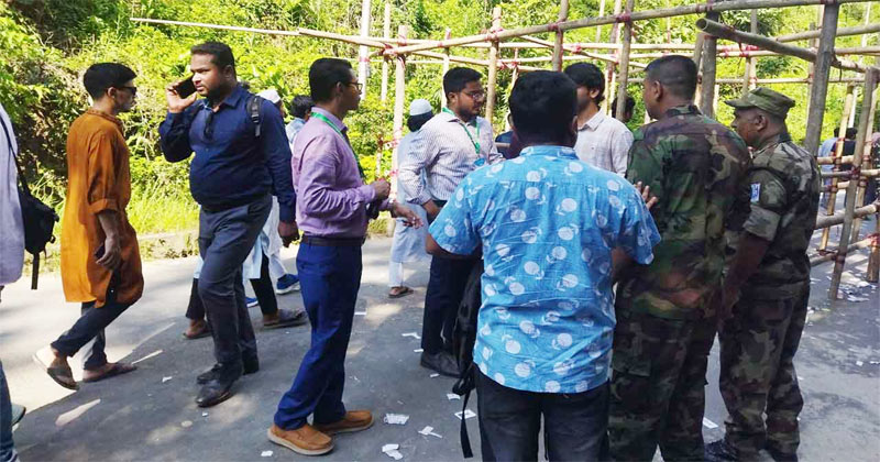 দুই শতাধিক ভুয়া ভোটারকে আটকে দিলো প্রশাসন