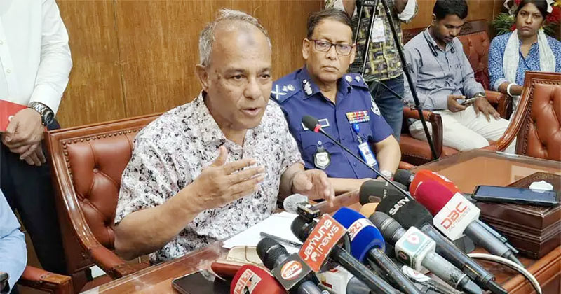 প্রবাসীদের পাসপোর্ট ফি কমানো হবে: স্বরাষ্ট্র উপদেষ্টা
