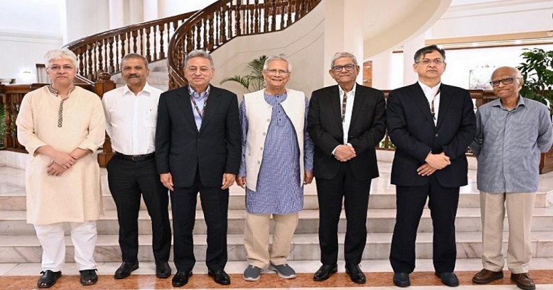 নির্বাচনে শান্তি ও নিরপেক্ষতা রক্ষায় প্রধান উপদেষ্টার স্পষ্ট বার্তা