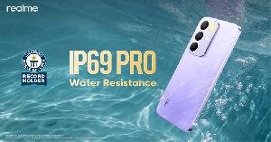 ওয়াটার-রেজিজট্যান্সে গিনেস ওয়ার্ল্ড রেকর্ডস করল রিয়েলমি সি৮৫ সিরিজ